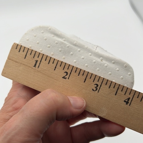 Old Navy patriotic red white and blue canvas sneakers size 0-3 months - Picture 6 of 7